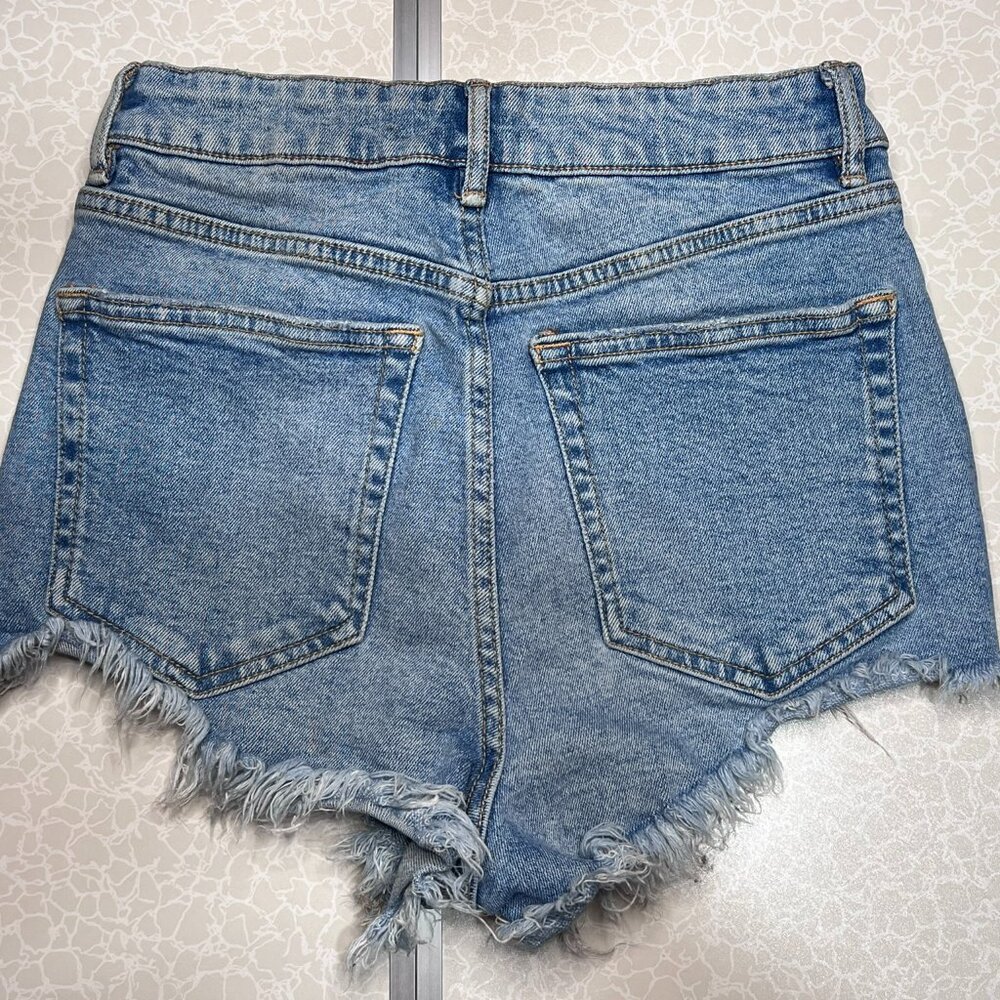 ZARA High Rise Shorts Denim Jean Blue Ripped Size 4 - Picture 2 of 7